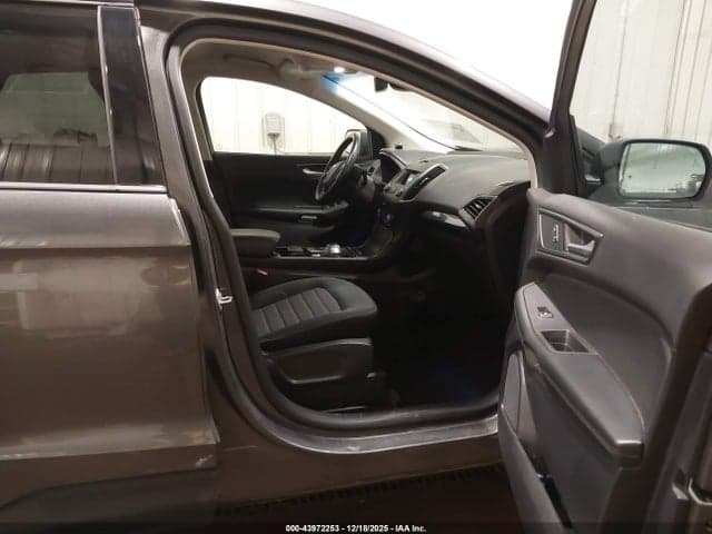 2019 FORD EDGE SE 5