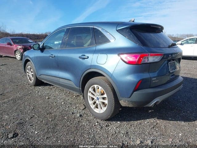 2020 FORD ESCAPE SE 3