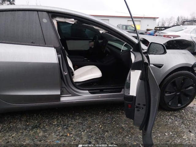 2025 TESLA MODEL 3 LONG RANGE REAR-WHEEL DRIVE/STANDARD REAR-WHEEL DRIVE 5