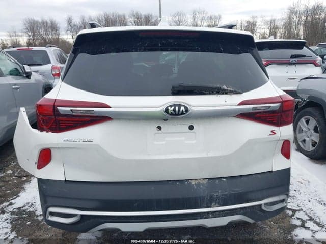 2021 KIA SELTOS S 17