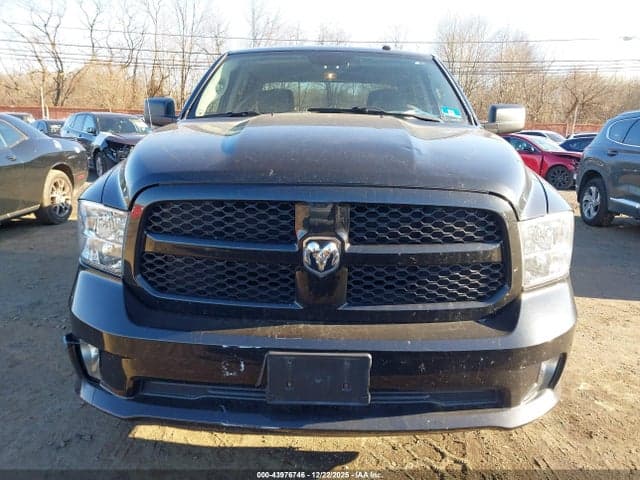 2018 RAM 1500 EXPRESS 4X4 5'7 BOX 12