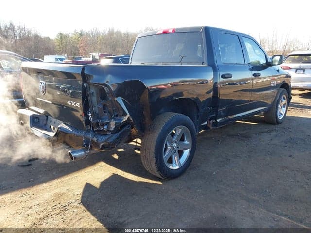 2018 RAM 1500 EXPRESS 4X4 5'7 BOX 4