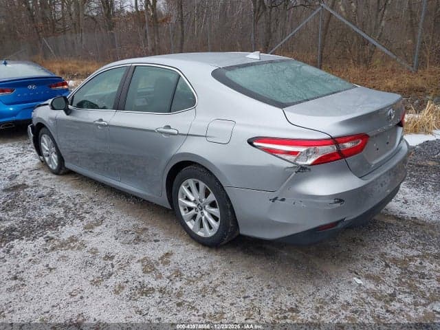 2020 TOYOTA CAMRY LE 3