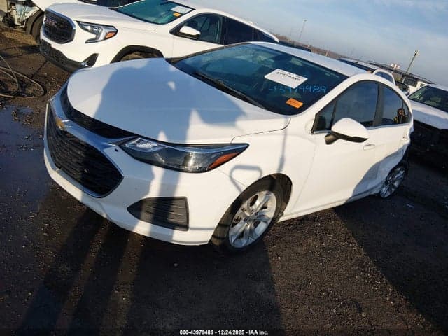 2019 CHEVROLET CRUZE LT 2