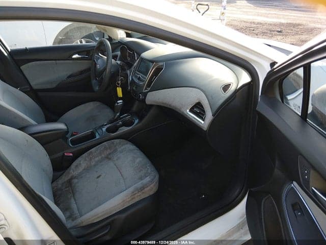 2019 CHEVROLET CRUZE LT 5