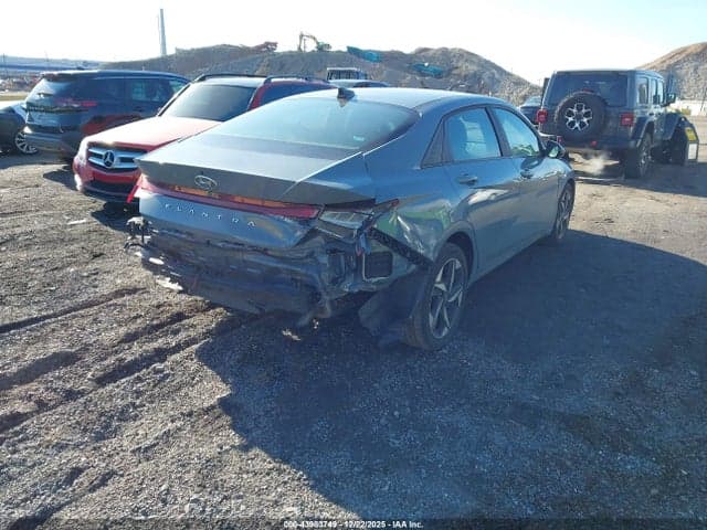 2023 HYUNDAI ELANTRA SEL 4