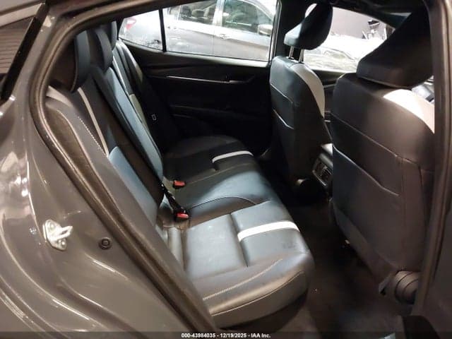 2025 TOYOTA CAMRY SE 8