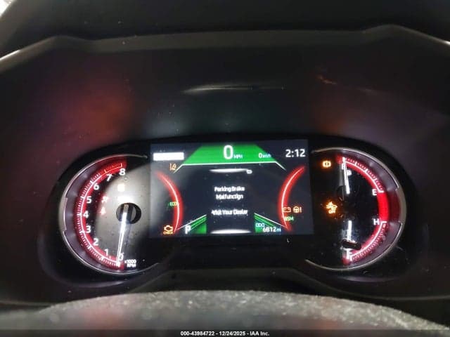 2025 TOYOTA RAV4 XLE 7