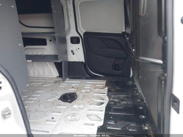 2020 RAM PROMASTER CITY TRADESMAN 8