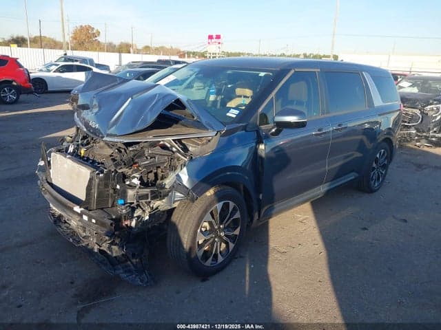 2023 KIA CARNIVAL MPV EX 2