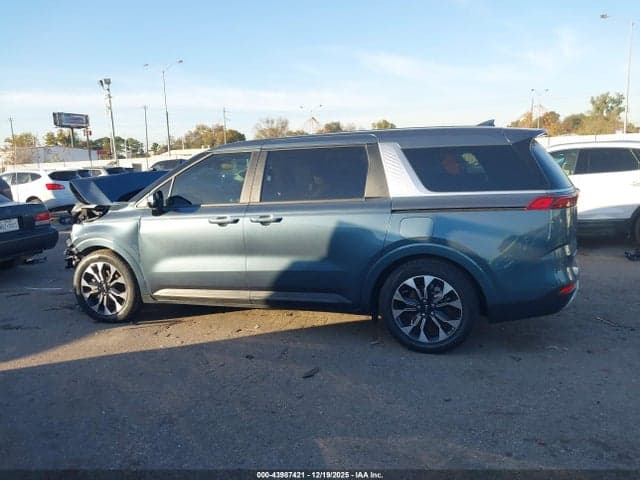 2023 KIA CARNIVAL MPV EX 13