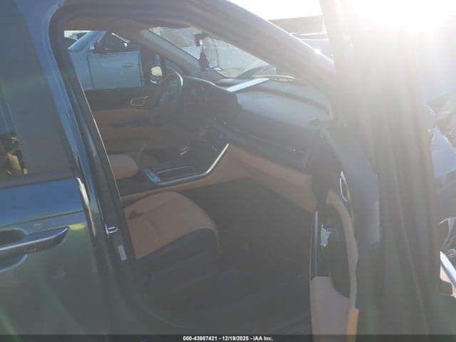 2023 KIA CARNIVAL MPV EX 5