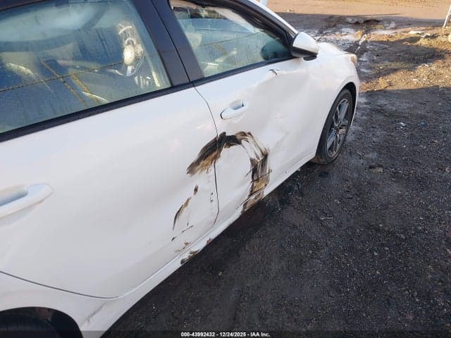 2019 KIA FORTE S 6