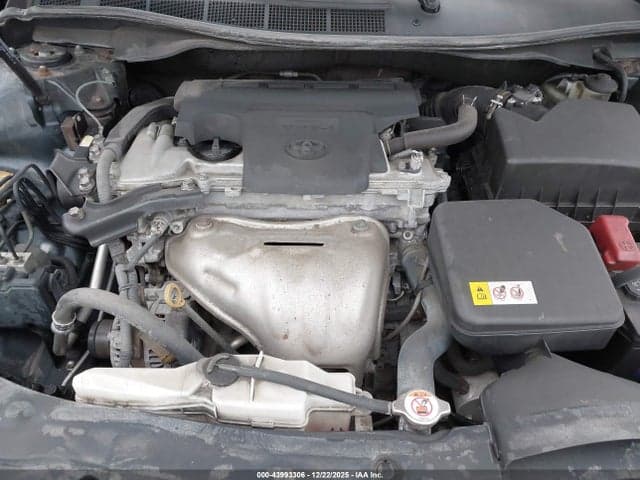 2017 TOYOTA CAMRY SE 10