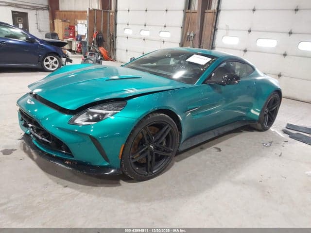 2025 ASTON MARTIN VANTAGE 2