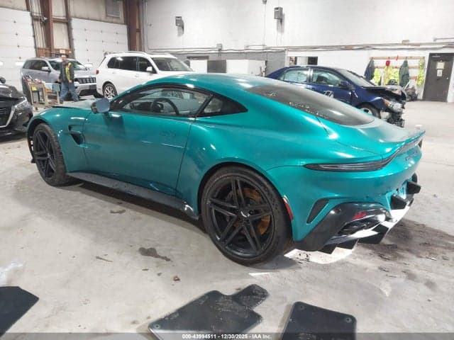 2025 ASTON MARTIN VANTAGE 3