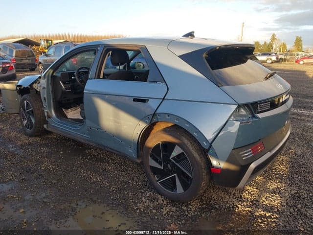 2025 HYUNDAI IONIQ 5 SE STANDARD RANGE 3