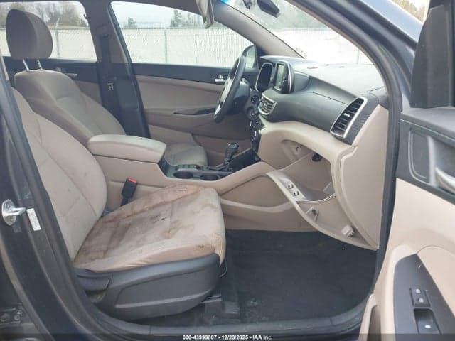 2019 HYUNDAI TUCSON SE 5