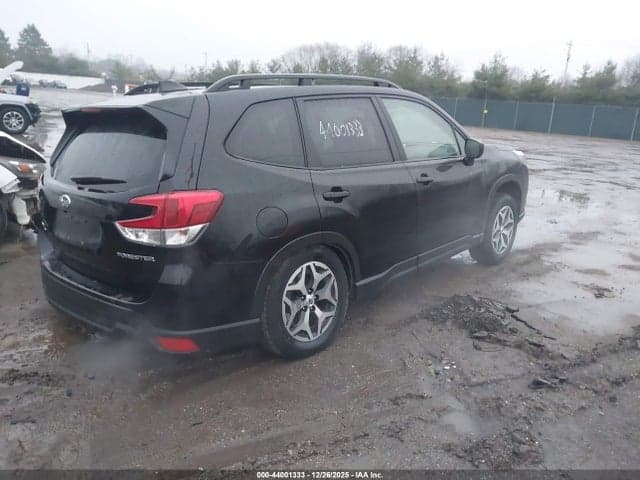 2024 SUBARU FORESTER PREMIUM 4
