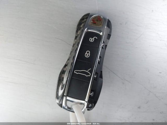 2018 PORSCHE PANAMERA 4 11