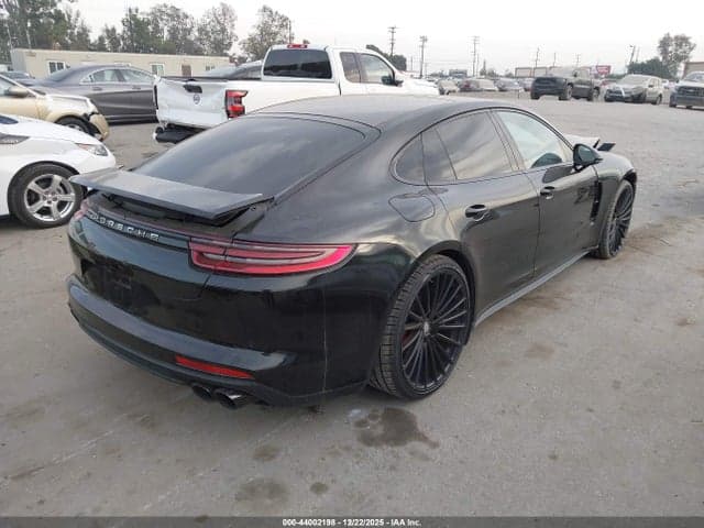 2018 PORSCHE PANAMERA 4 4