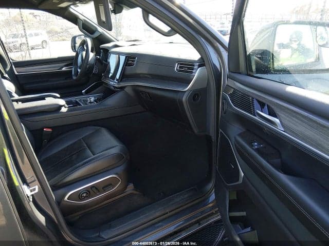 2024 JEEP WAGONEER L SERIES III 4X4 5