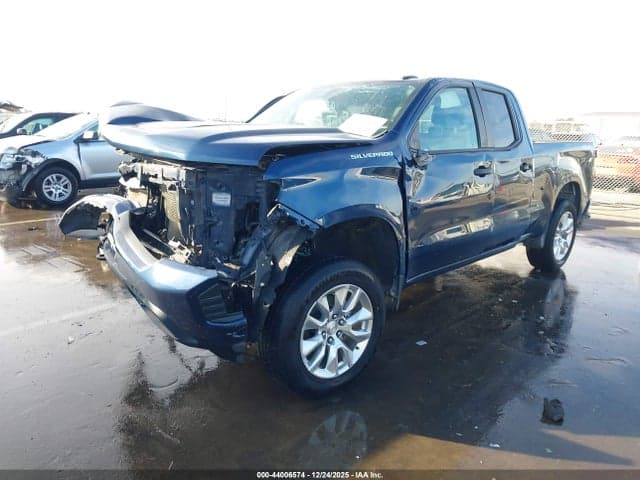 2021 CHEVROLET SILVERADO 1500 4WD STANDARD BED CUSTOM 2