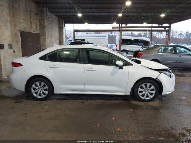 2021 TOYOTA COROLLA LE 13