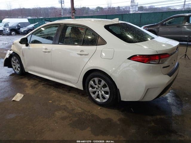 2021 TOYOTA COROLLA LE 3