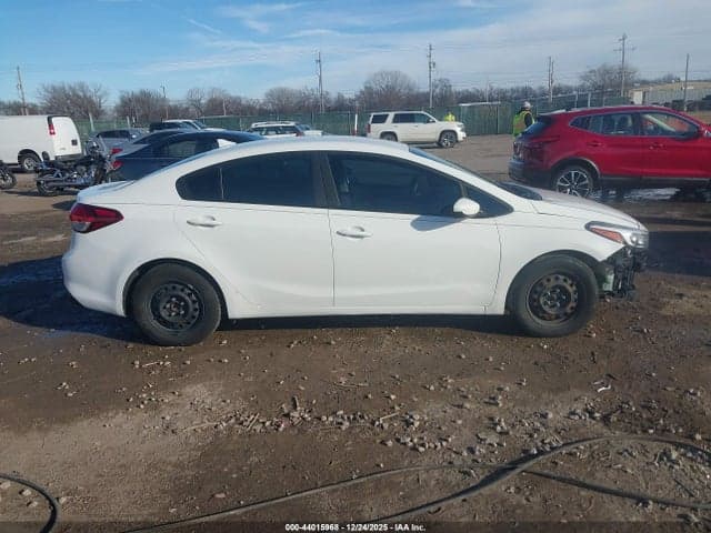 2017 KIA FORTE LX 13