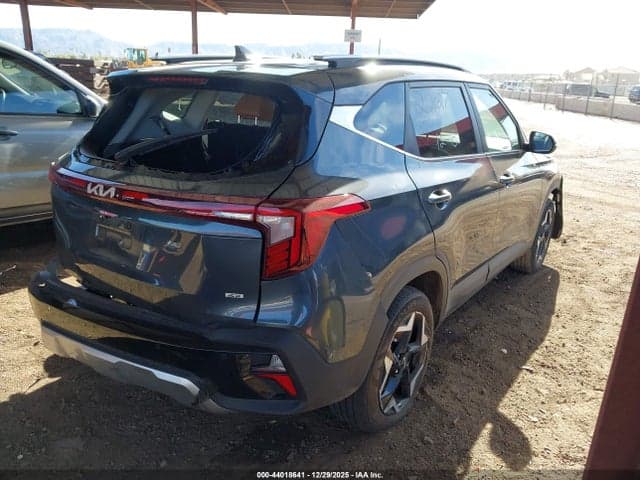 2025 KIA SELTOS EX 4