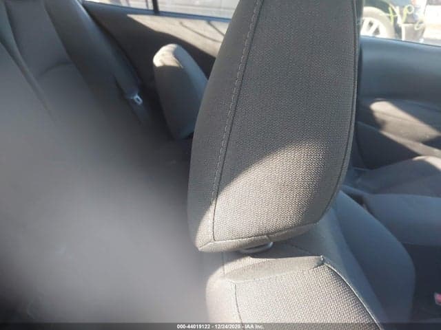 2021 TOYOTA COROLLA LE 8