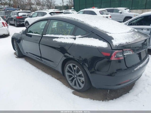 2021 TESLA MODEL 3 STANDARD RANGE PLUS REAR-WHEEL DRIVE 3