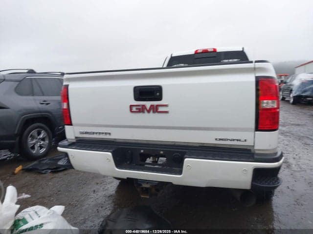 2018 GMC SIERRA 3500HD DENALI 18