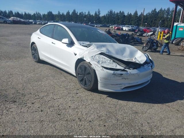2024 TESLA MODEL 3 1