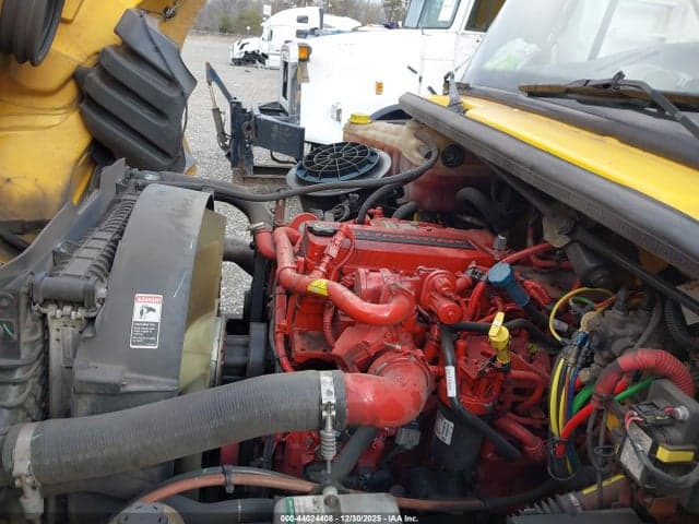 2020 FREIGHTLINER M2 106 10