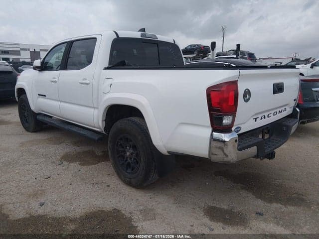 2020 TOYOTA TACOMA SR5 V6 3