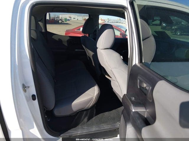2020 TOYOTA TACOMA SR5 V6 8