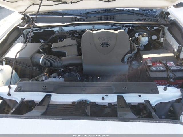 2020 TOYOTA TACOMA SR5 V6 10