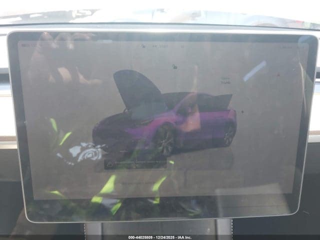 2022 TESLA MODEL Y 8