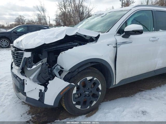 2025 KIA SORENTO S 6