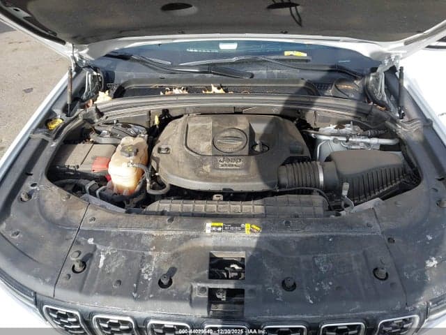 2023 JEEP GRAND CHEROKEE L SUMMIT 4X2 10