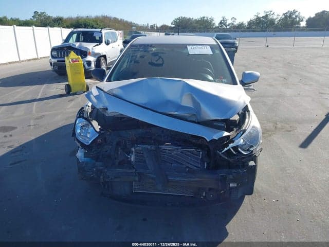 2017 HYUNDAI ACCENT SE 13