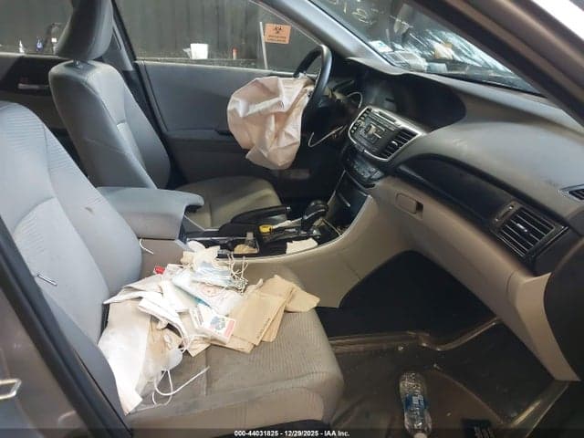 2017 HONDA ACCORD LX 5