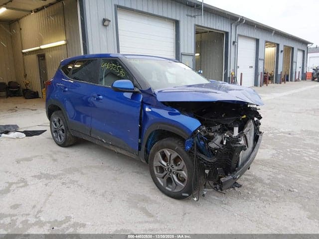 2024 KIA SELTOS LX