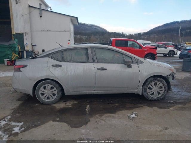 2024 NISSAN VERSA 1.6 S 14