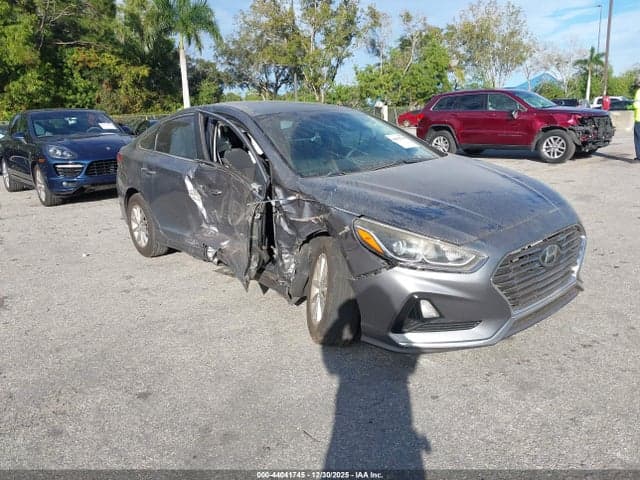 2019 HYUNDAI SONATA SE 1