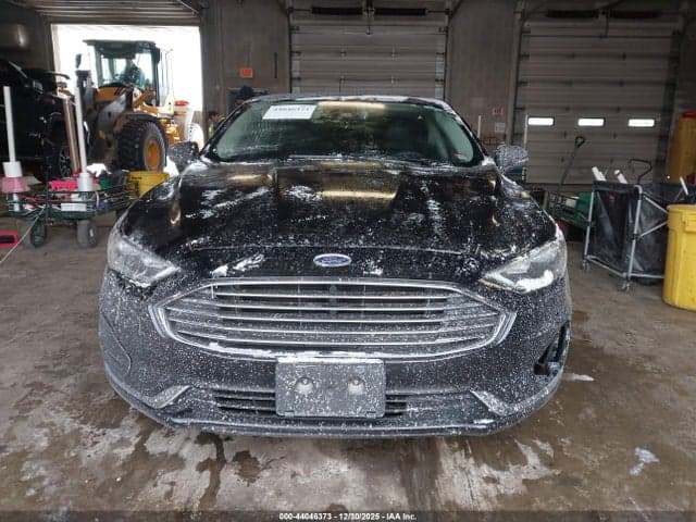 2019 FORD FUSION SEL 13