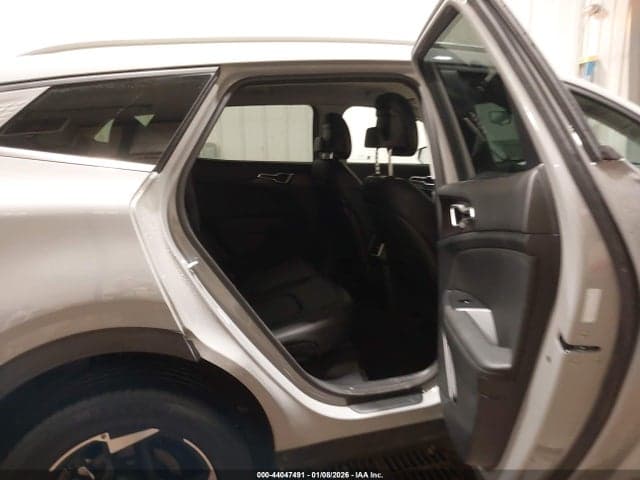 2026 KIA SPORTAGE EX 8