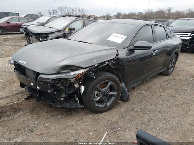 2025 KIA K4 LXS 2